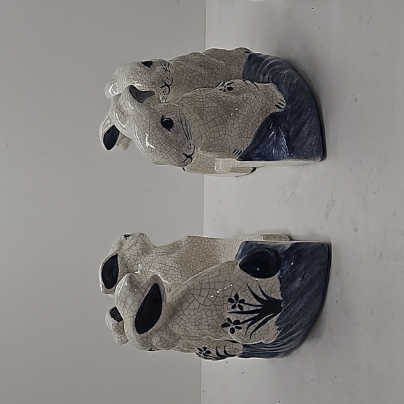 Dedham Pottery / Potting Shed Table Centerpiece 8 3/4 in. - Picture 1 of 6